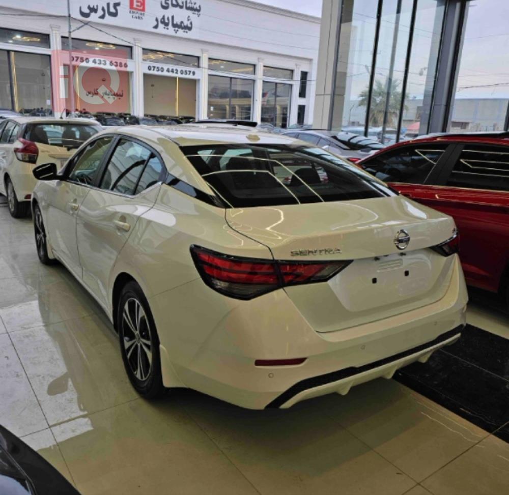 نيسان سنترا